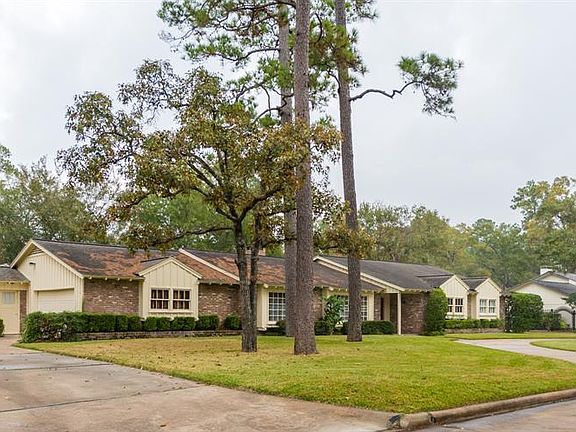 2nd image of 11930 Cobblestone Dr