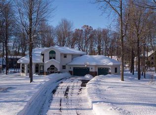 2150 W Breezewood Ct, Plover, WI 54467