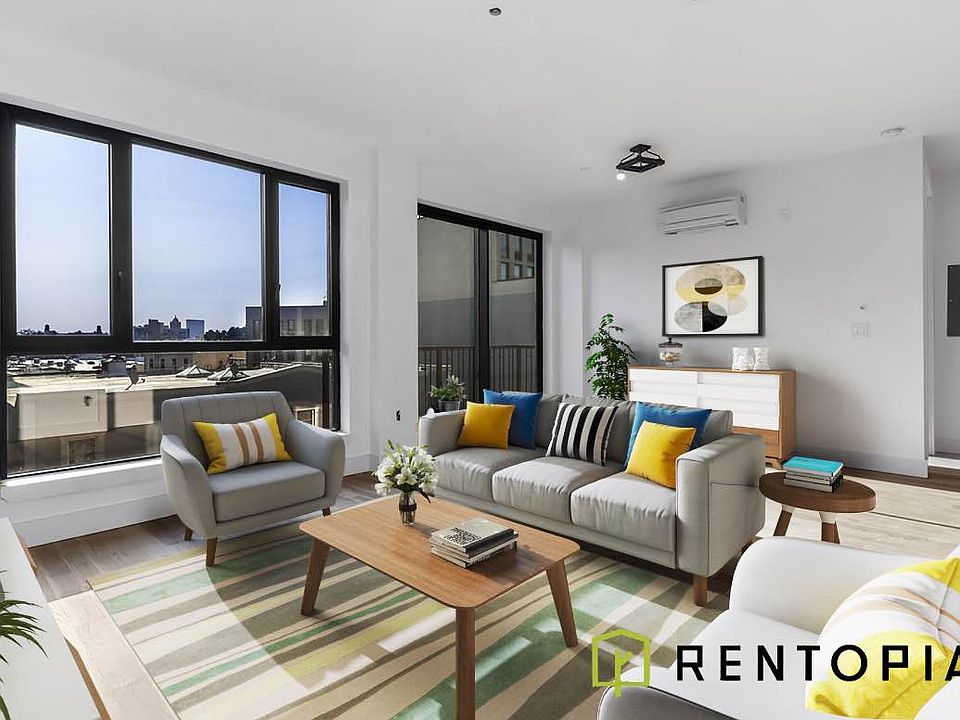1st image of 494 Manhattan Ave #2H