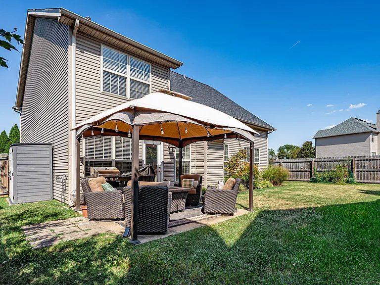 11009 Symington Cir — Photo 47