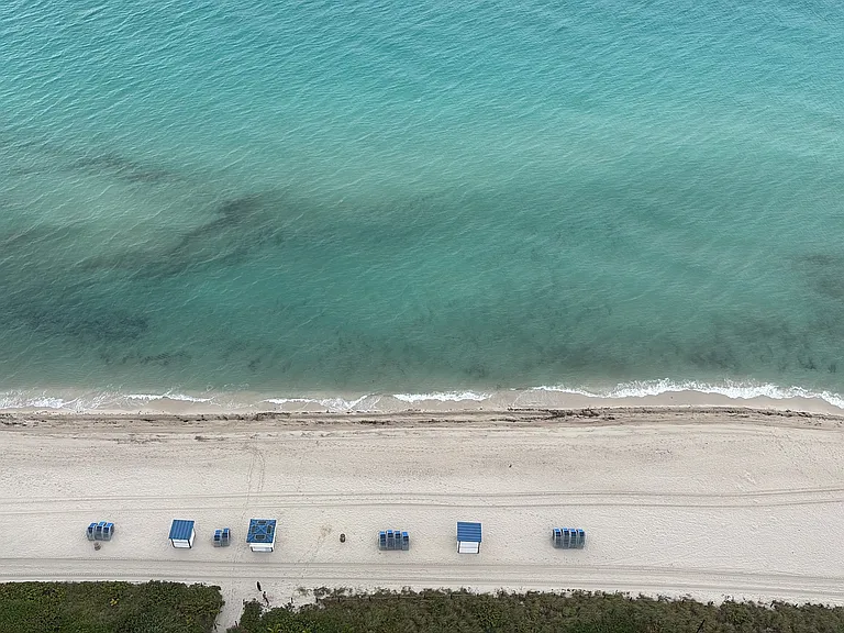 6365 Collins Ave — Photo 14