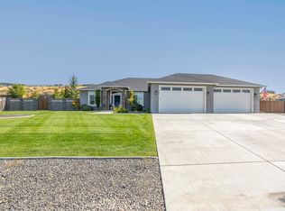 6717 Sandy Ridge Rd, Pasco, WA 99301
