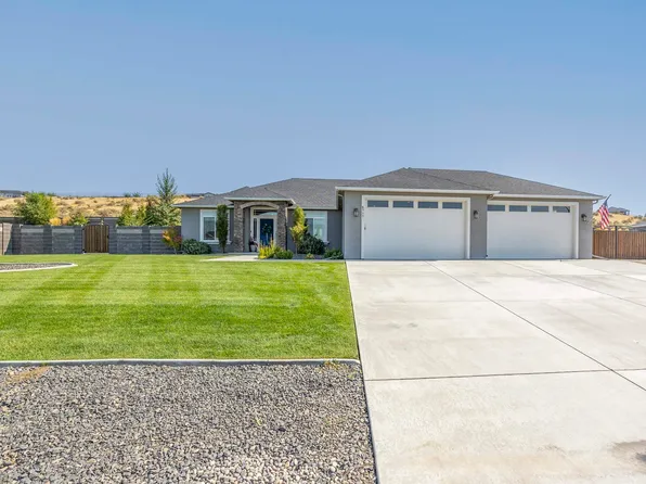 6717 Sandy Ridge Rd, Pasco, WA 99301
