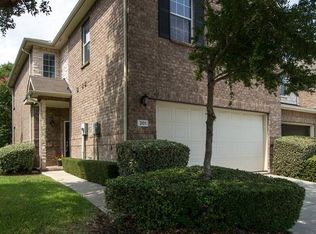 201 Prestwick Ln, Lewisville, TX 75067