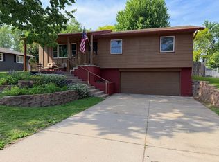 1334 17th St W, Hastings, MN 55033