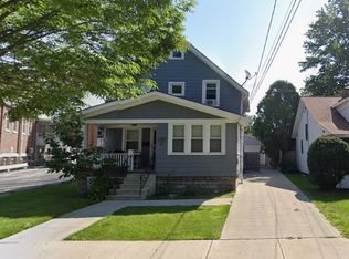 2153 Alger Rd, Lakewood, OH 44107