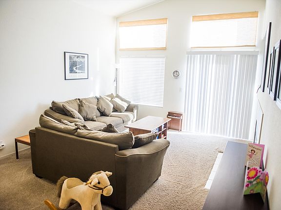 5th image of 1700 Mimosa St