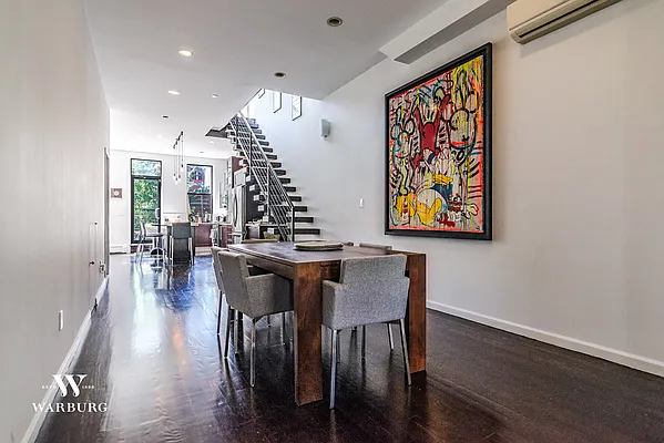 Rented by Warburg | media 3