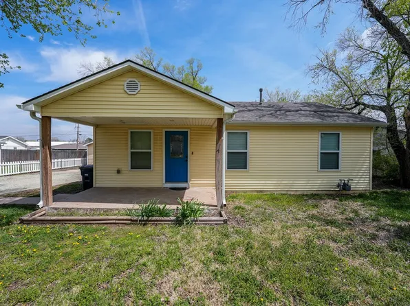 416 N Hillcrest St, El Dorado, KS 67042