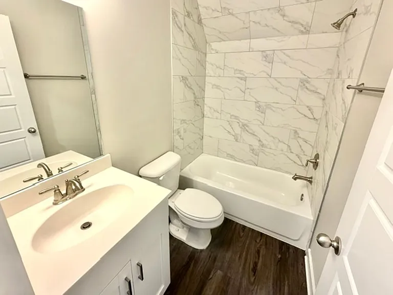 8750 Windstone Estate Dr — Photo 13