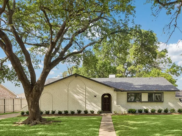 7802 Gulfton St, Houston, TX 77036