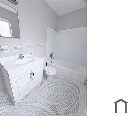 241 Flora Dr — Photo 13