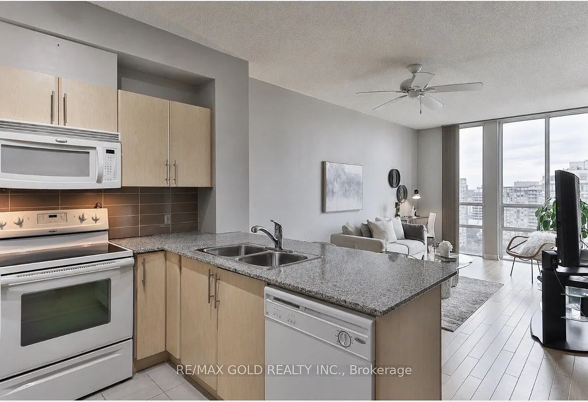 Building Photo - 3515 Kariya Dr #2510