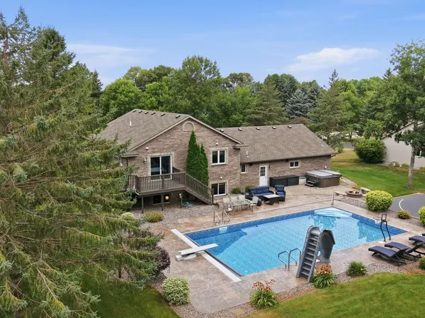 3405 Pawnee Dr SE, Alexandria, MN 56308