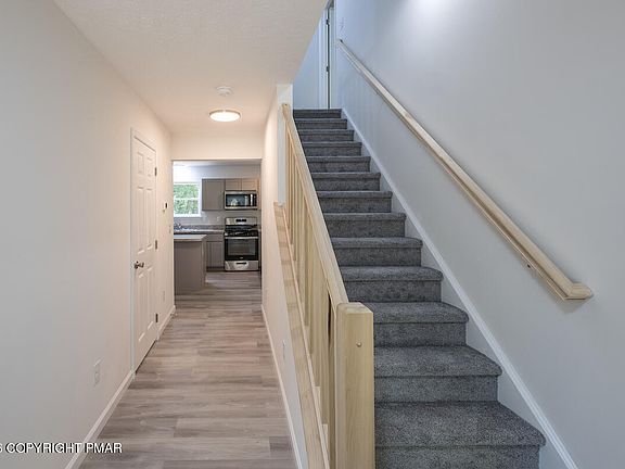 2nd image of 8321 Utopia Ln