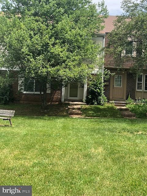 2nd image of 9050 McClellan Cmn