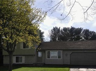 1466 Vroom Rd, Spencerport, NY 14559