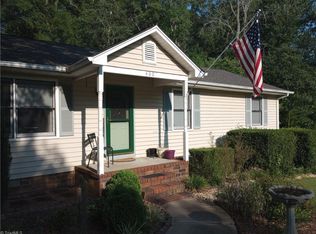 400 N Wyrick St, Gibsonville, NC 27249