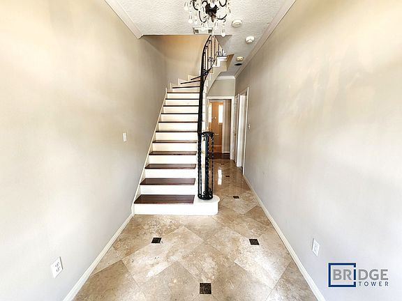 2nd image of 319 Birdsall St