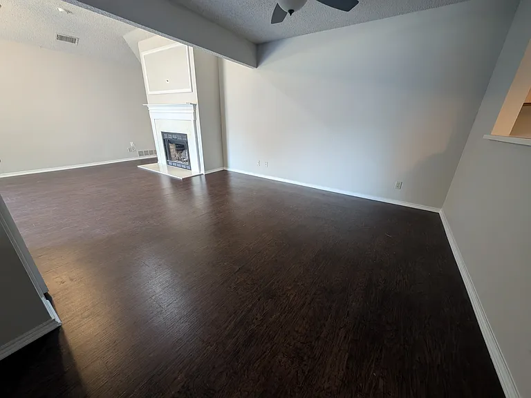 115 Meadowview Dr #4 — Photo 6