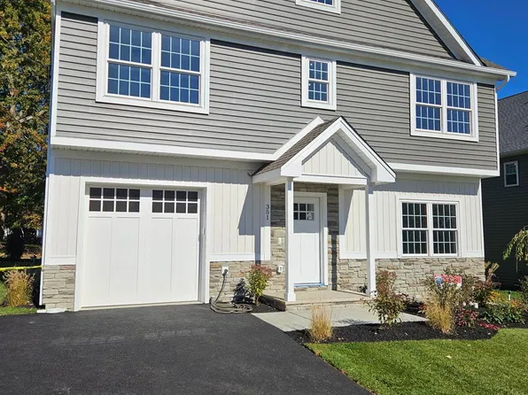 351 Cobb Way, Avenel, NJ 07001