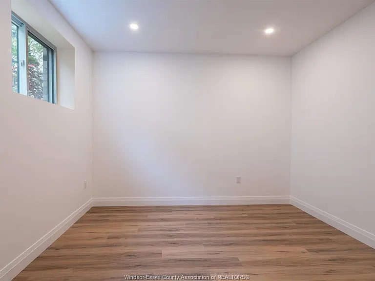 987 Ford Blvd #2 — Photo 19