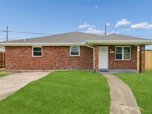 2321 Congressman Hebert Dr, Chalmette, LA 70043