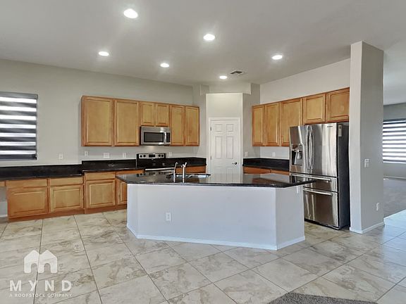 4th image of 45402 W Windrose Dr