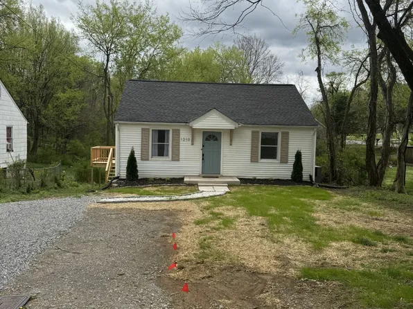 1210 Daniel St, Clarksville, TN 37040
