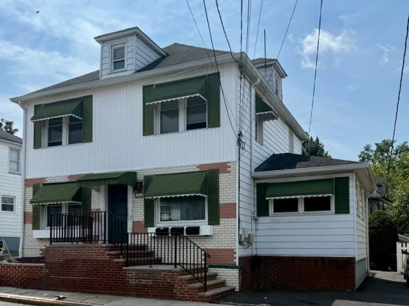 16 Rosalie St, Manville Boro, NJ 08835