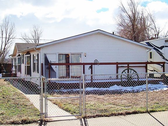 2nd image of 839 Washakie St