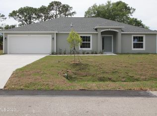 417 Cremona Ave NW, Palm Bay, FL 32907