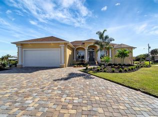 118 Creek Dr SE, Pt Charlotte, FL 33952