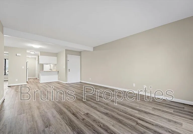 1504 Benjamin Pkwy #C-1 — Photo 3