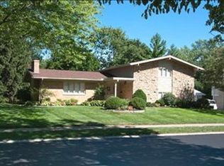 4732 Ackerman Blvd, Dayton, OH 45429
