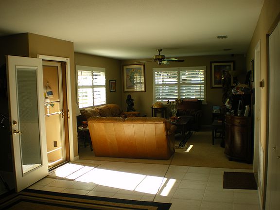 2nd image of 300 Condict Dr