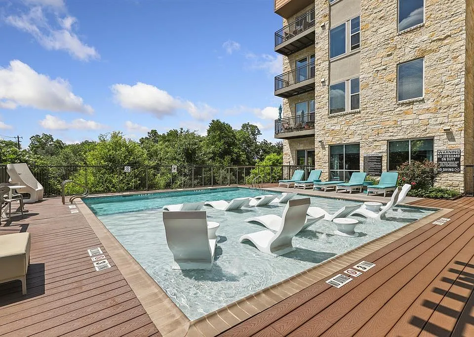 1900 Barton Springs Rd #3013