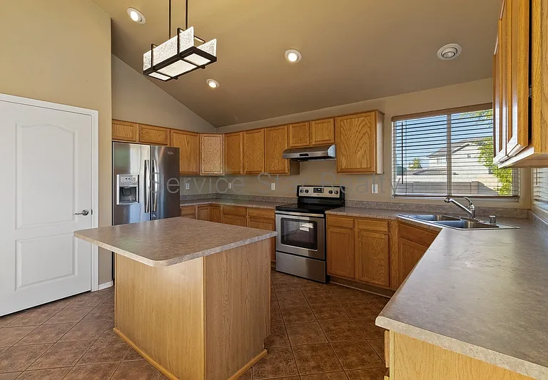 3304 W Ian Dr — Photo 10