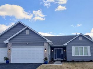 1345 Glacier Dr, Byron, IL 61010