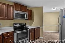 5th image of 428 Georgetown Cir