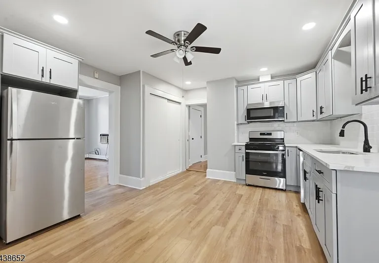 508 2nd St #2 — Photo 1