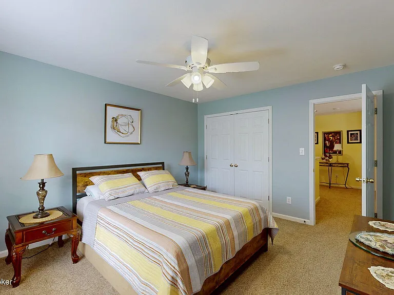 9916 Spring Gate Dr — Photo 15