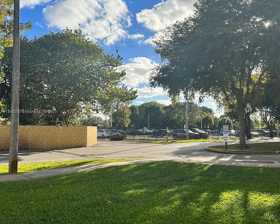 1st image of 15600 NW 7th Ave APT 809