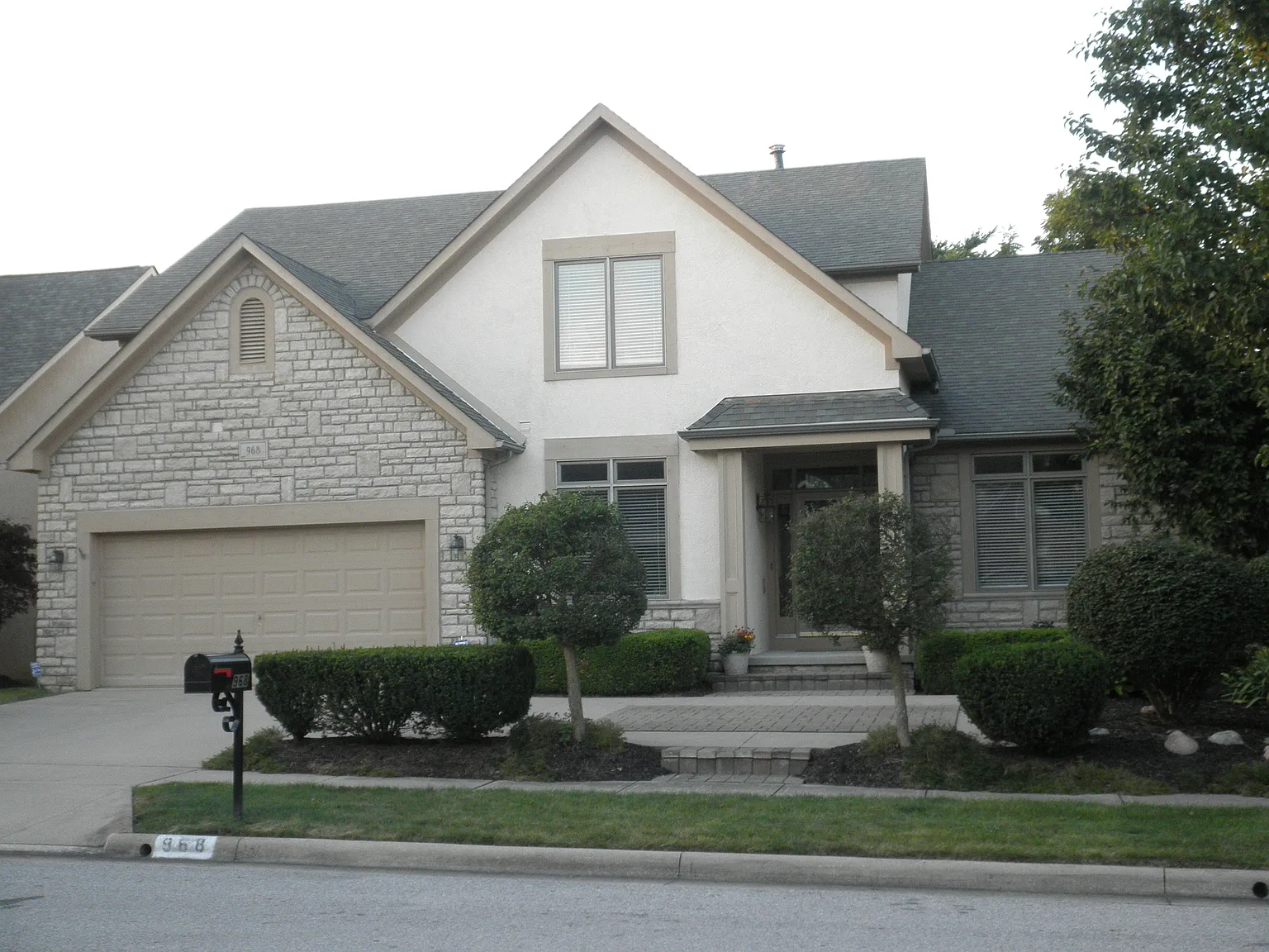 968 Augusta Glen Dr photo 1