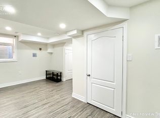 16 Ebury Dr #2, Brampton, ON L6X 0Z3