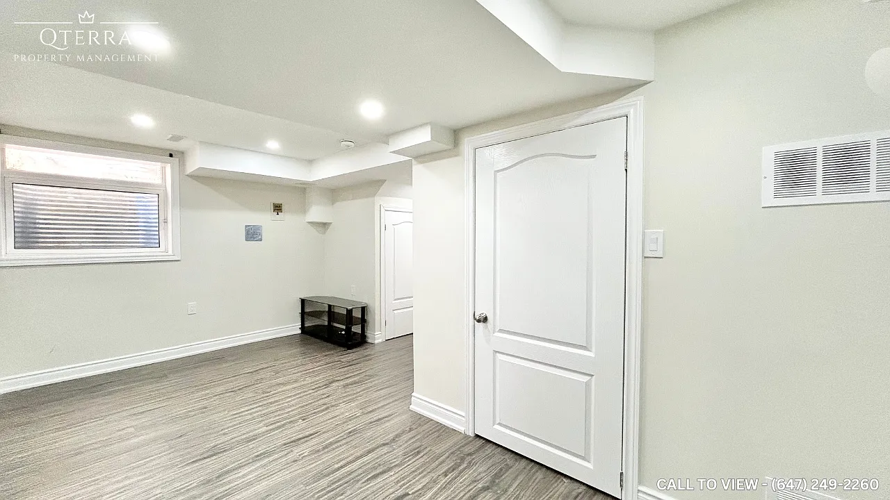 16 Ebury Dr #2 photo 1