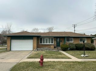 32189 Judilane St, Roseville, MI 48066
