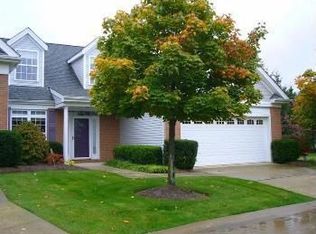 101 Rosebury Ct #38, Mayfield Heights, OH 44124