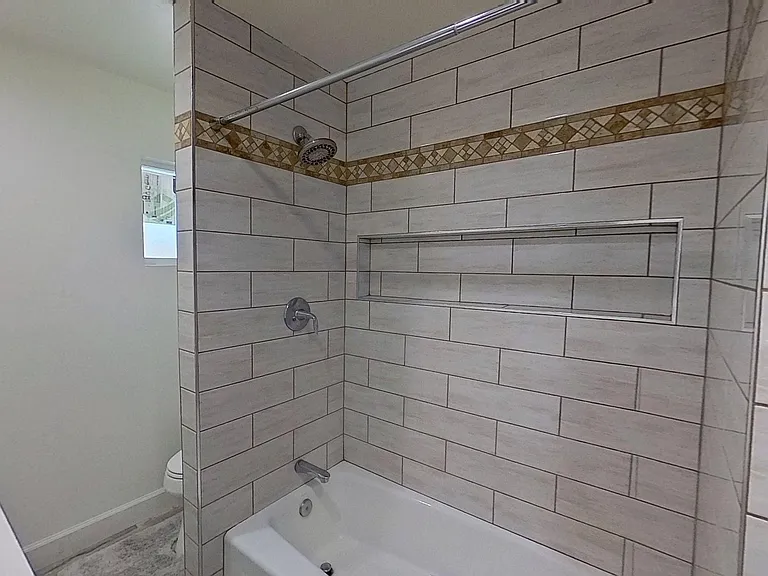 13922 Heidi St — Photo 14