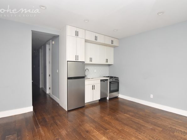 568 W 192nd St APT 32